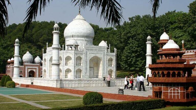 Taj Mahal Replicas Around The World That May Surprise You