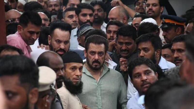 Salman Khan Baba Siddique Funeral